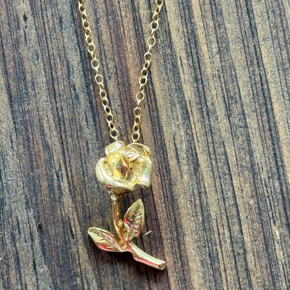 Rose Necklace - Gold Filled - NWT
